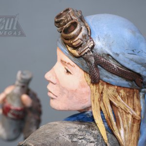 Fallout: New Vegas Female Player statue