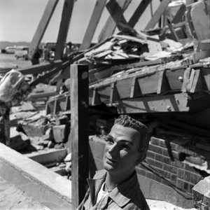 Loomis Dean photos taken after Yucca Flats nuclear test