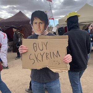 Media 'today-i-went-to-the-new-vegas-festival-in-goodsprings-and-v0-0bl3ojqt2e1e1.jpg' in album 'Fallout New Vegas day 2024 Album'