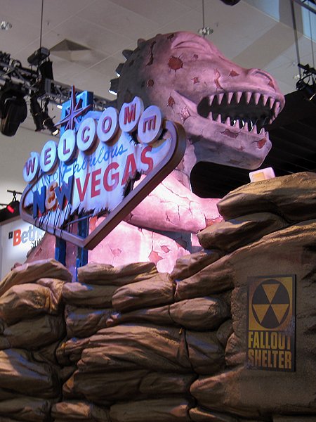 Fallout: New Vegas E3 booth - Dinky