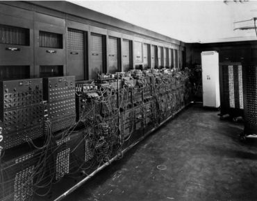 ENIAC-shutterstock-339962852-600x-370x290.jpg